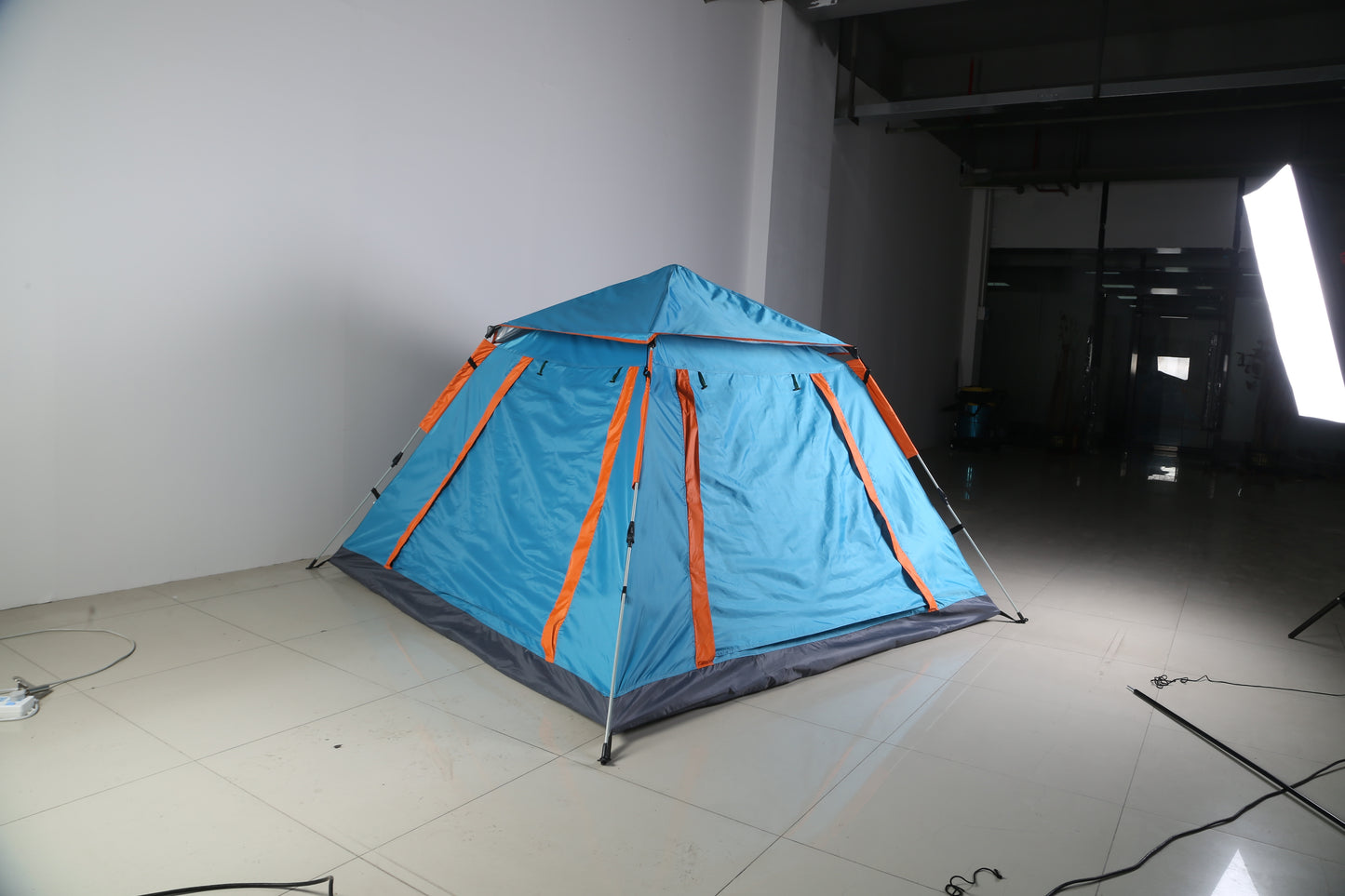 1Pc 4-5 Person Camping Tent With 2 Mosquito Nets Windows Carry Bag Waterproof 7.05x7.05x4.46ft For Hiking Climbing Adventure Fishing Fedex Shipping